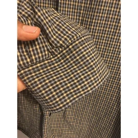 Banana Republic Men's Shirt Long Sleeve Button